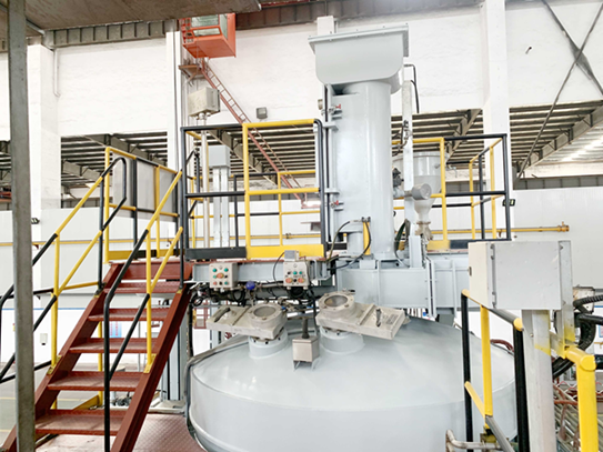 Feeding System for Vacuum Melting Furnace